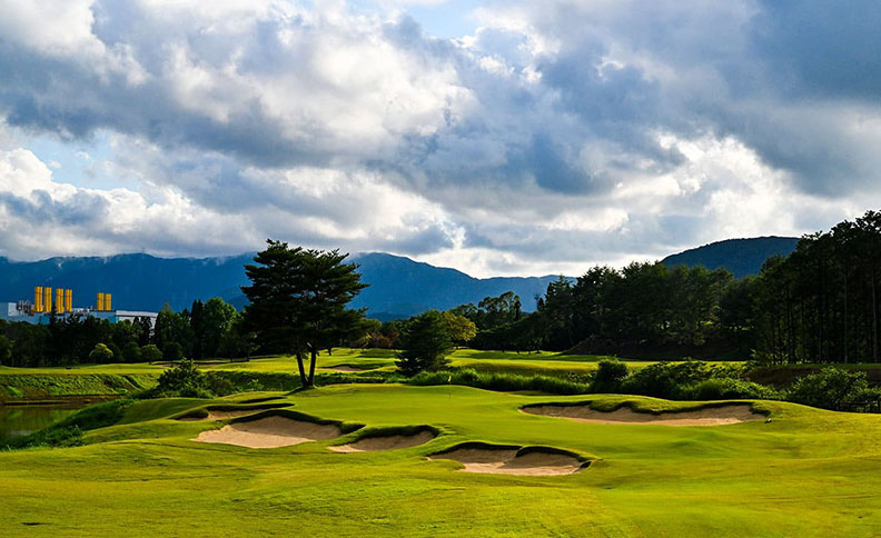 クイーンコースはこちら